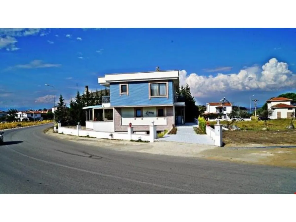 Cunda Pusula Otel 0*,