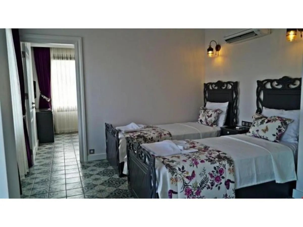 Hotel Cunda Pusula Otel